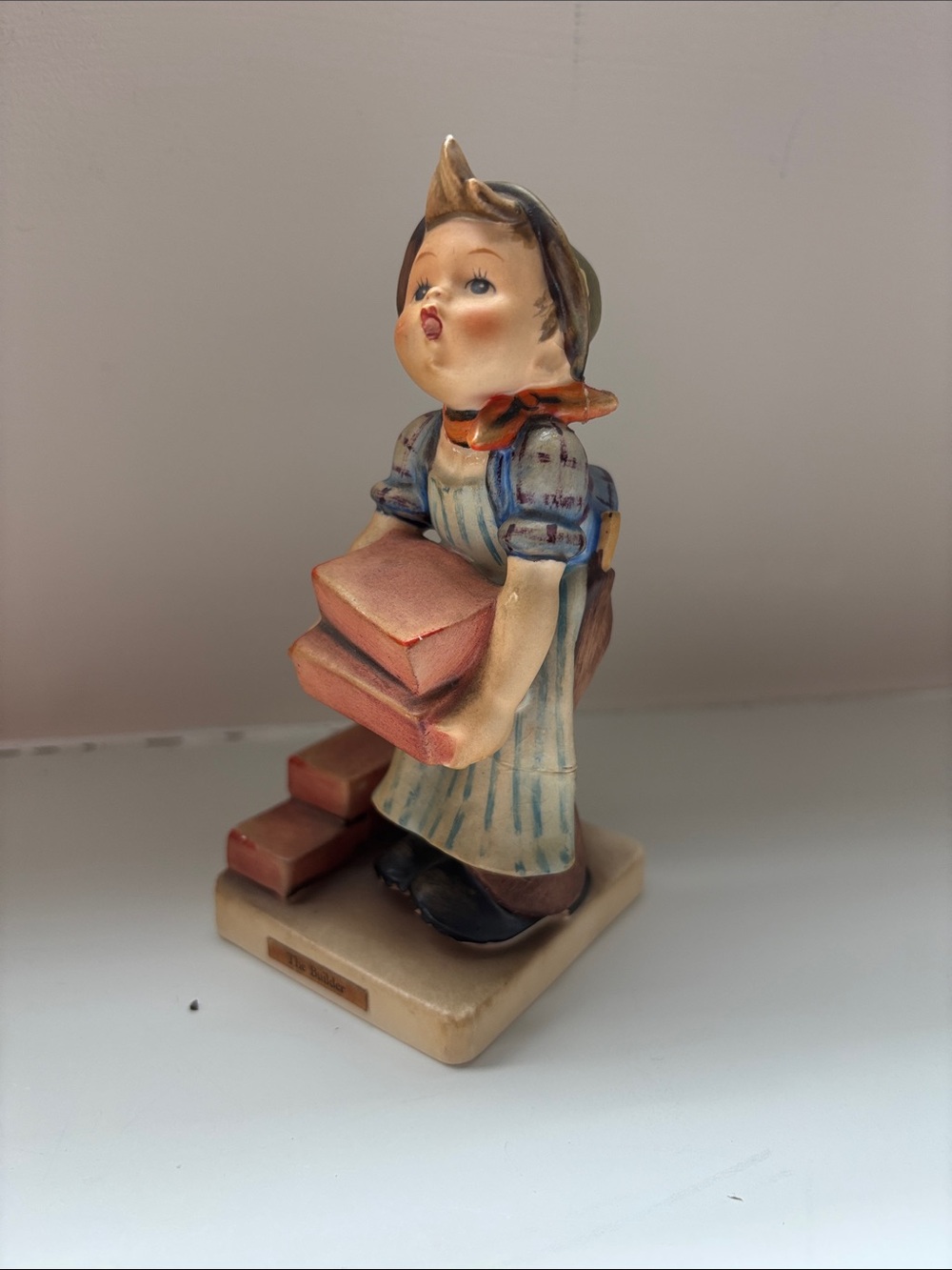 HUMMEL “The Builder” #305 figurine